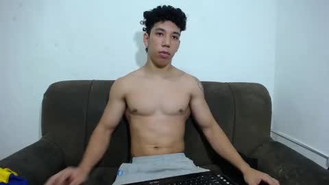 Snapshot of ethan_noir chatting on 02.08.25 Ethan Noir online show from 02.08.25