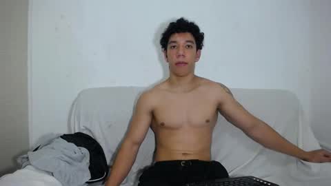 Snapshot of ethan_noir chatting on 02.21.25 Ethan Noir online show from 02.21.25