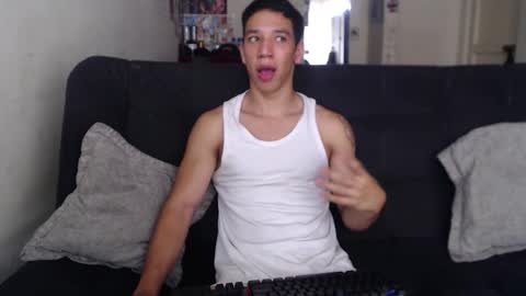 Snapshot of ethan_noir chatting on 12.22.25 Ethan Noir online show from 12.22.25