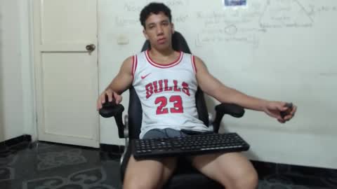 Snapshot of ethan_noir chatting on 02.01.26 Ethan Noir online show from 02.01.26