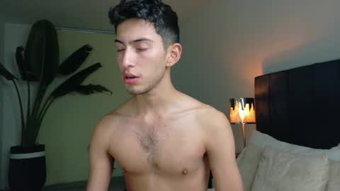 Joan online show from 11.04.25