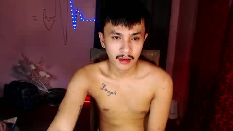 Snapshot of ethan_uwuxx chatting on 12.30.24 DAVE online show from 12.30.24