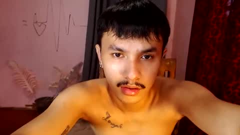 Snapshot of ethan_uwuxx chatting on 12.31.24 DAVE online show from 12.31.24