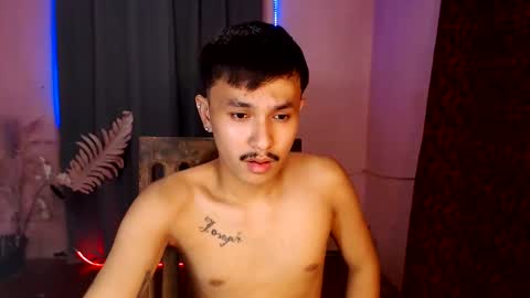 Snapshot of ethan_uwuxx chatting on 01.03.25 DAVE online show from 01.03.25