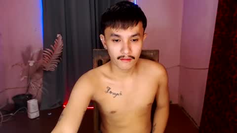 Snapshot of ethan_uwuxx chatting on 01.11.25 DAVE online show from 01.11.25