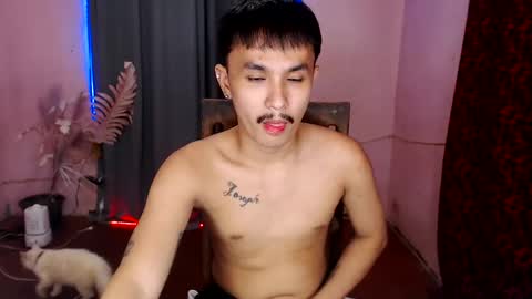 Snapshot of ethan_uwuxx chatting on 01.14.25 DAVE online show from 01.14.25