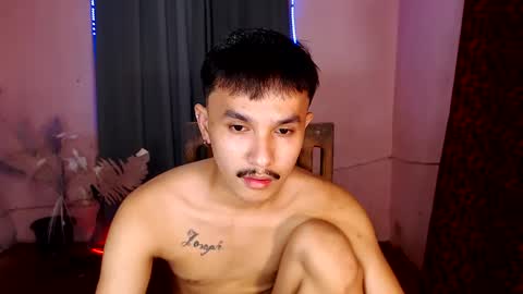 Snapshot of ethan_uwuxx chatting on 01.22.25 DAVE online show from 01.22.25