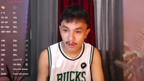 Snapshot of ethan_uwuxx chatting on 03.05.25 DAVE online show from 03.05.25