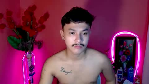 Snapshot of ethan_uwuxx chatting on 09.11.25 DAVE online show from 09.11.25