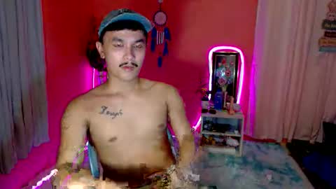 Snapshot of ethan_uwuxx chatting on 10.05.25 DAVE online show from 10.05.25