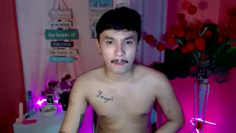 Snapshot of ethan_uwuxx chatting on 10.26.25 DAVE online show from 10.26.25