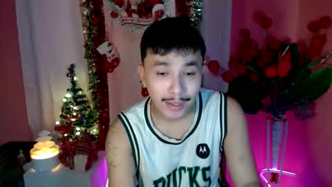 Snapshot of ethan_uwuxx chatting on 11.01.25 DAVE online show from 11.01.25