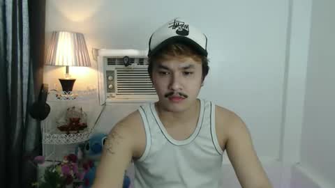 Snapshot of ethan_uwuxx chatting on 03.02.26 DAVE online show from 03.02.26