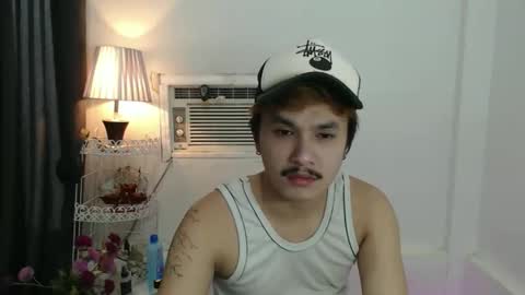Snapshot of ethan_uwuxx chatting on 03.04.26 DAVE online show from 03.04.26