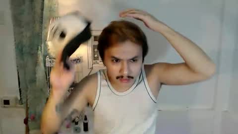 Snapshot of ethan_uwuxx chatting on 03.16.26 DAVE online show from 03.16.26