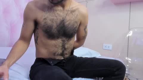 Snapshot of ethangrey_ chatting on 02.19.26 Ethan Grey online show from 02.19.26