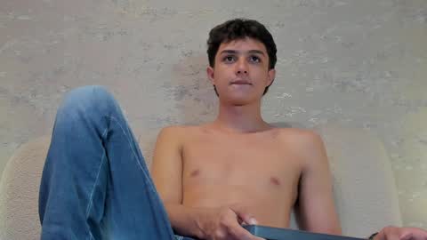 ethanlowell online show from 03.09.25