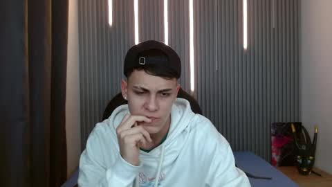 Snapshot of ethanx18 chatting on 05.19.26 ethanx18 online show from 05.19.26
