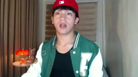 Snapshot of etherealboytoy4hire chatting on 05.23.26 Rey online show from 05.23.26