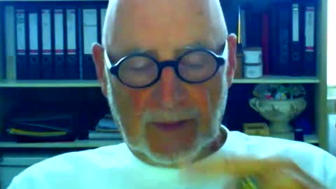 Snapshot of etonne chatting on 09.15.25 etonne online show from 09.15.25