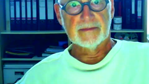 Snapshot of etonne chatting on 09.20.25 etonne online show from 09.20.25