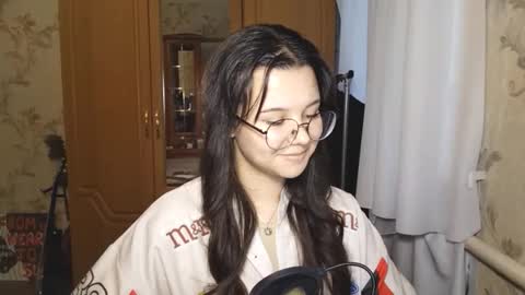 Snapshot of eugeniecarrubba chatting on 05.23.26 Lily 1st day online show from 05.23.26
