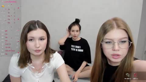 Veronica Tiia Lilith left to right online show from 02.16.25