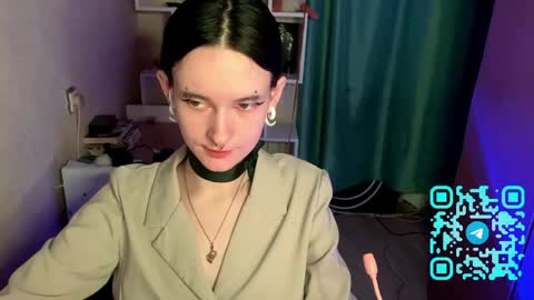 Kate online show from 04.15.26