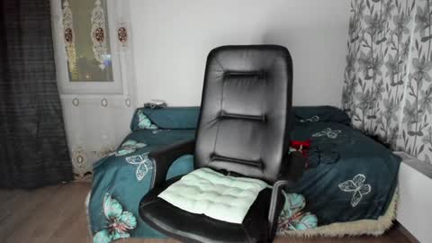 Eva online show from 12.29.24