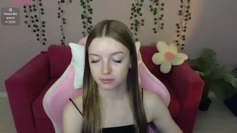 Snapshot of eva__thompson chatting on 07.13.26 Eva online show from 07.13.26