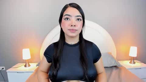 Snapshot of eva_bigboobs_ chatting on 10.17.25 EVA online show from 10.17.25