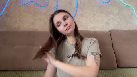 Eva Calvin online show from 12.05.25