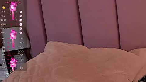 Snapshot of eva_cramer chatting on 03.07.25 Eva Cramer online show from 03.07.25