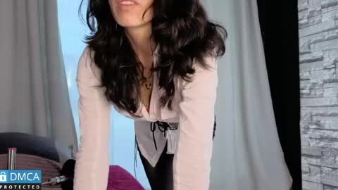 Snapshot of eva_delight_ chatting on 04.18.26 eva delight online show from 04.18.26