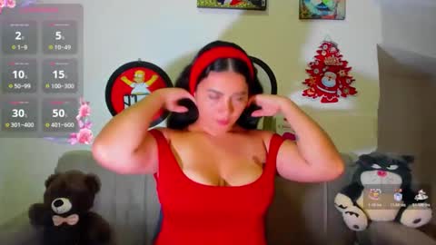 Snapshot of eva_dirtshow chatting on 11.10.25 Eva online show from 11.10.25