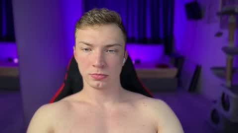 Eva and Iron online show from 02.03.26