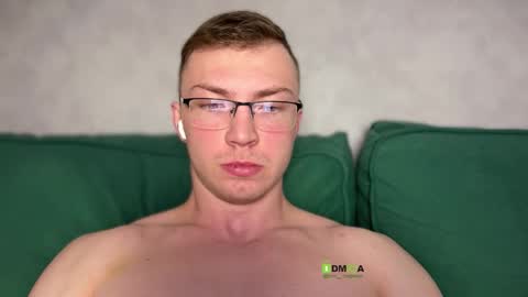 Eva and Iron online show from 03.29.26