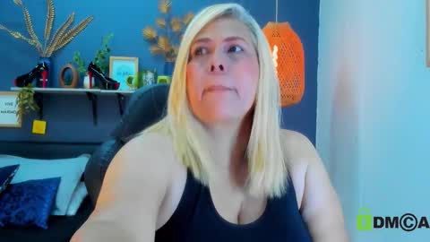 Snapshot of eva_love49 chatting on 03.23.26 eva_love49 online show from 03.23.26