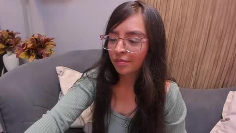 Snapshot of eva_macalliter chatting on 12.20.24 Angelinne online show from 12.20.24