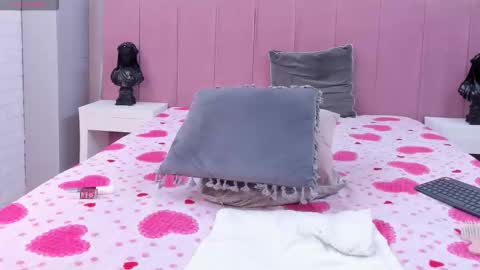 Snapshot of eva_mark chatting on 02.14.26 Eva online show from 02.14.26