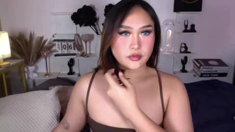 Queen Eva Mazikeen online show from 01.08.26