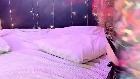 Eva Merlin online show from 03.10.25