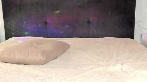 Eva Merlin online show from 09.19.25