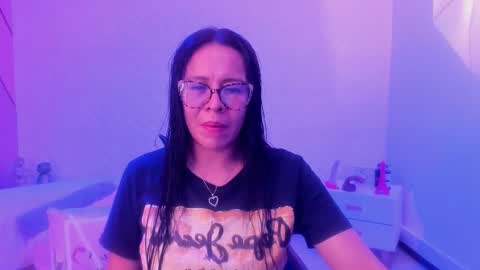 Snapshot of eva_mermaid chatting on 02.15.26 Eva online show from 02.15.26