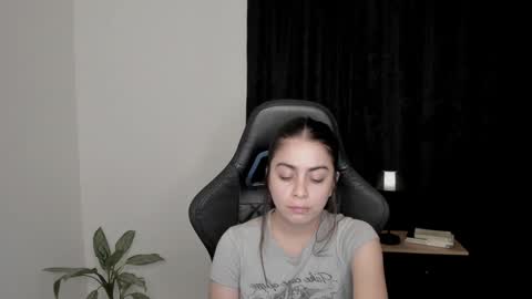 eva_monn online show from 01.13.25