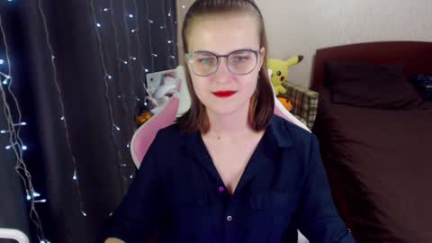 Snapshot of eva_orchid chatting on 01.19.25 Eva online show from 01.19.25