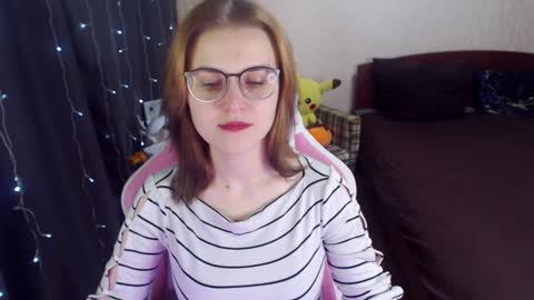 Snapshot of eva_orchid chatting on 02.08.25 Eva online show from 02.08.25