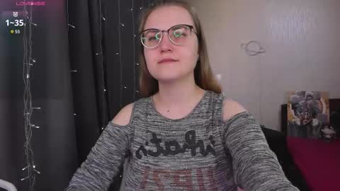 Snapshot of eva_orchid chatting on 02.13.26 Eva online show from 02.13.26