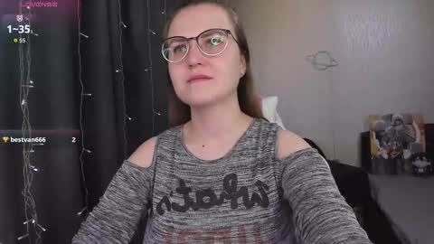 Snapshot of eva_orchid chatting on 02.15.26 Eva online show from 02.15.26