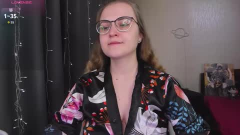 Snapshot of eva_orchid chatting on 02.20.26 Eva online show from 02.20.26